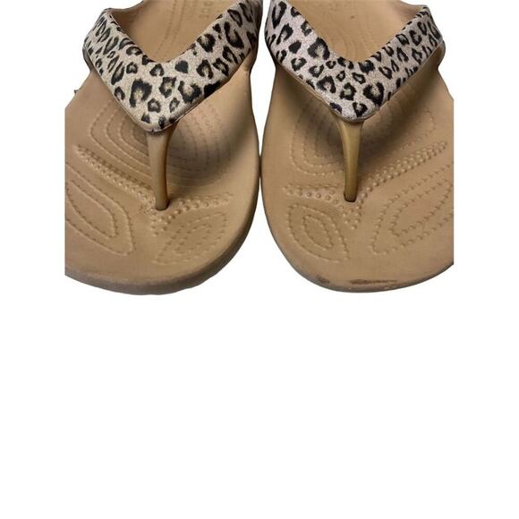 Crocs Women's Kadee II Leopard Print Thong Flip Flop Sandals 9 Multicolor Shoes - Picture 3 of 6